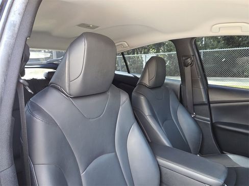 Certified 2022 Toyota Prius L Eco image 15
