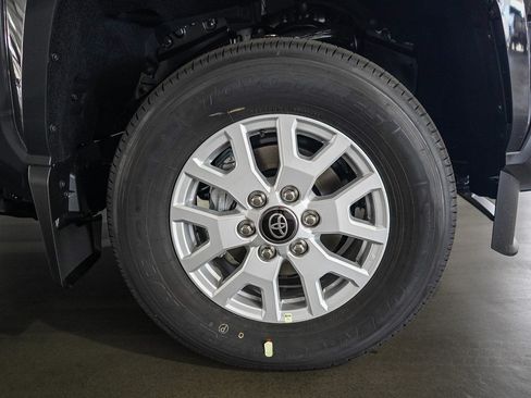 New 2026 Toyota Tacoma SR5 RWD image 10