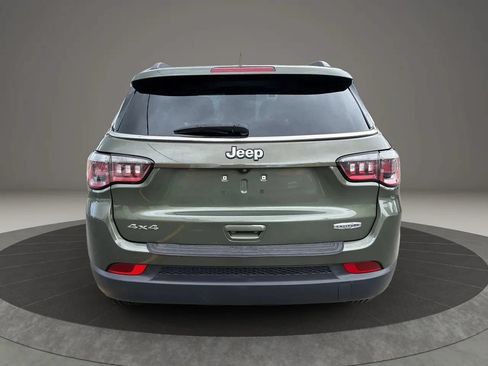 Used 2019 Jeep Compass Latitude AWD/4WD image 6
