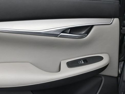Used 2023 INFINITI QX50 Luxe w/ Accent Package FWD image 27