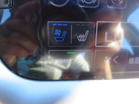 Used 2022 Subaru Legacy Touring XT image 20