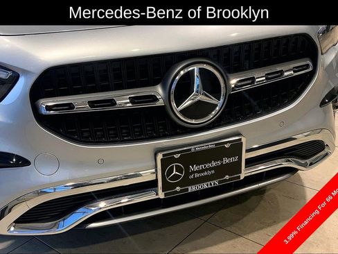 Used 2025 Mercedes-Benz GLA 250 4MATIC image 34