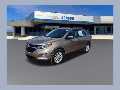 Used 2018 Chevrolet Equinox LS w/ LPO, Floor Liner Package FWD image 1