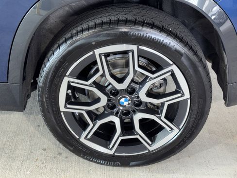 Used 2025 BMW X1 xDrive28i w/ Premium Package AWD/4WD image 5
