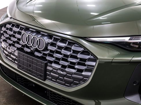 New 2025 Audi Q5 Premium Plus image 13