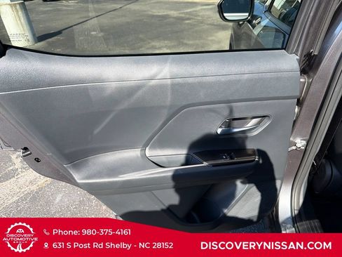 Certified 2026 Nissan Kicks SR FWD image 27