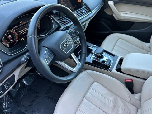 Used 2023 Audi Q5 2.0T Premium Plus w/ Premium Plus Package image 9