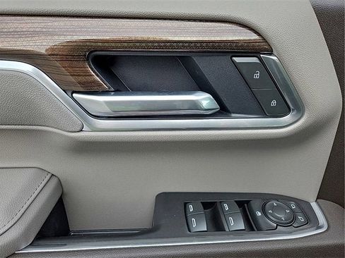 New 2025 Chevrolet Silverado 1500 LT w/ Convenience Package II image 14