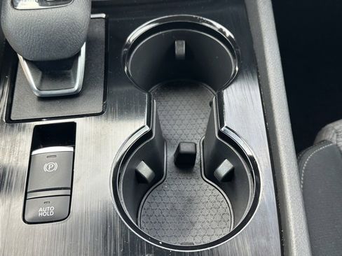 Certified 2021 Nissan Rogue S image 37