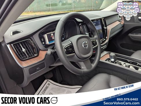 Certified 2023 Volvo XC60 B5 Plus w/ Climate Package image 7