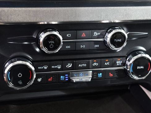 New 2026 Ford F350 Platinum w/ Platinum Plus Package AWD/4WD image 29