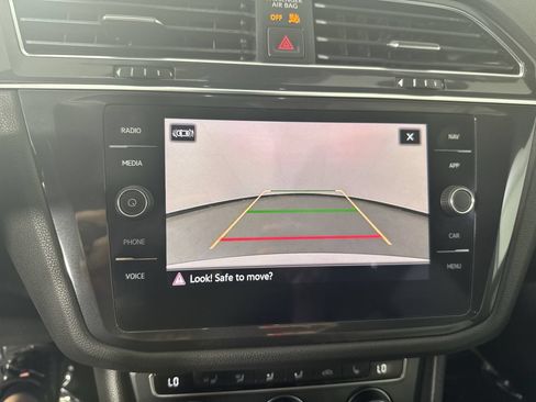 Used 2021 Volkswagen Tiguan SEL Premium R-Line AWD/4WD image 12
