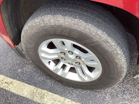 Used 2015 Chevrolet Tahoe LT w/ Luxury Package AWD/4WD image 18