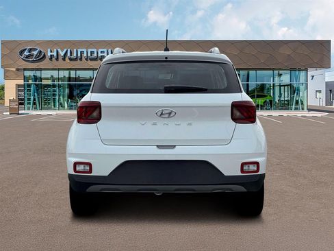 New 2026 Hyundai Venue SEL image 7