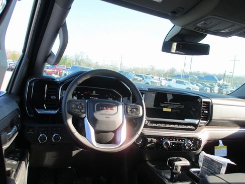 New 2026 GMC Sierra 1500 SLT w/ SLT Convenience Package image 13