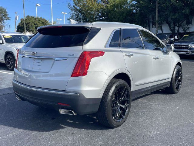 Used 2017 Cadillac XT5 Luxury w/ Driver Awareness Package FWD image 7