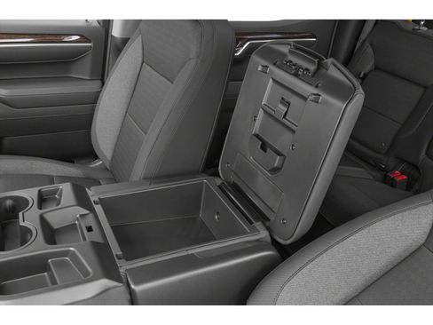 Used 2026 GMC Sierra 1500 Elevation w/ Elevation Select Package AWD/4WD image 9