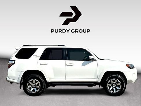 Used 2021 Toyota 4Runner TRD Off-Road Premium AWD/4WD image 9