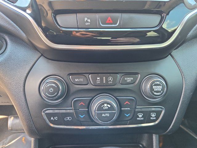 Used 2019 Jeep Cherokee Limited AWD/4WD image 22