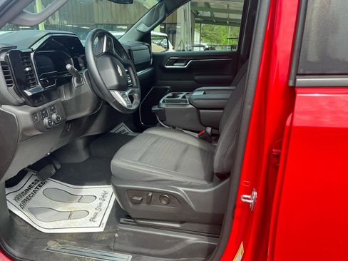 Used 2023 Chevrolet Silverado 1500 LT AWD/4WD image 11