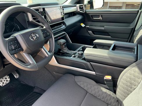 New 2026 Toyota Tundra SR5 AWD/4WD image 15