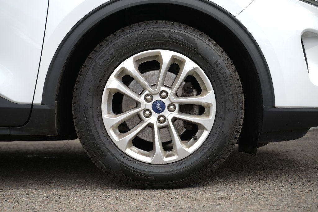 Used 2020 Ford Escape SE FWD image 12