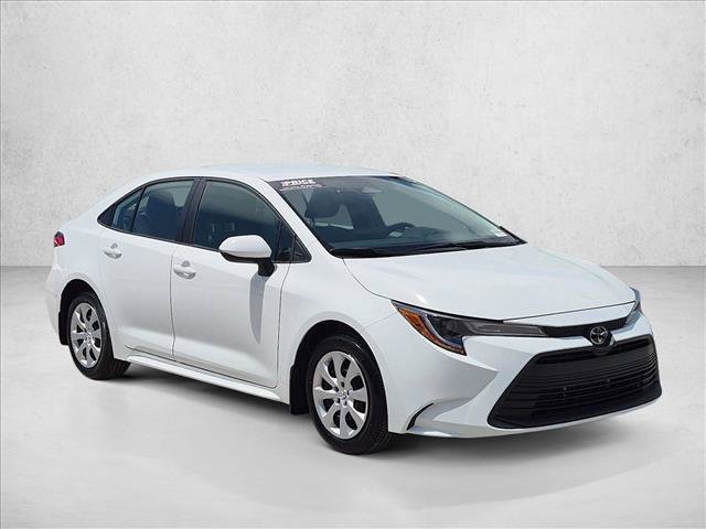Used 2025 Toyota Corolla LE FWD image 3