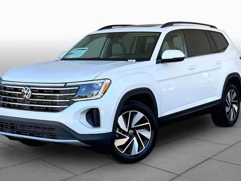 New 2026 Volkswagen Atlas SE FWD image 1