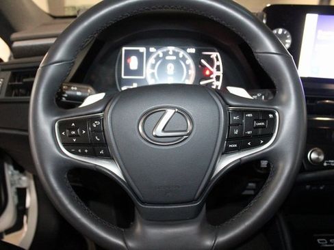 Certified 2023 Lexus ES 350 w/ Premium Package image 16