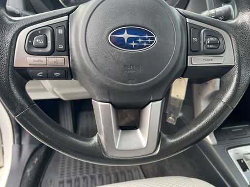 Used 2017 Subaru Forester 2.5i w/ Alloy Wheel Package image 14