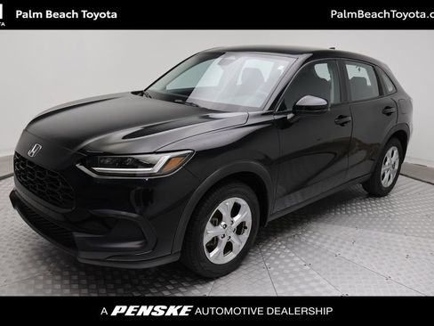 Used 2023 Honda HR-V LX image 1