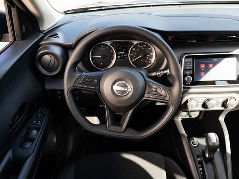 New 2025 Nissan Kicks Play S image 11