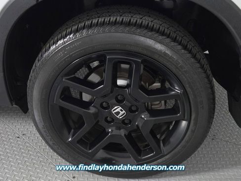 Certified 2024 Honda Passport Black Edition image 10