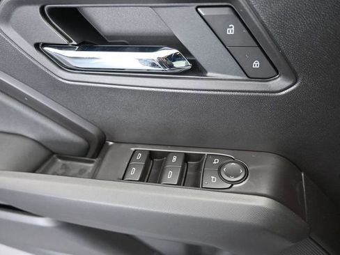 New 2026 Chevrolet Colorado LT image 35