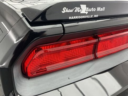 Used 2012 Dodge Challenger R/T image 23