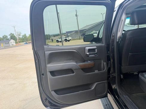 Used 2017 GMC Sierra 1500 Denali w/ Denali Ultimate Package AWD/4WD image 29