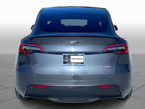 Used 2023 Tesla Model Y Long Range image 5