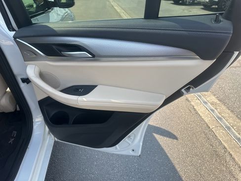 Used 2019 BMW X3 M40i image 13