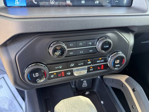 New 2026 Ford Bronco Badlands image 26