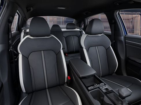 New 2025 Kia K5 GT-Line image 15