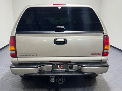 Used 2002 GMC Sierra 1500 Denali image 24