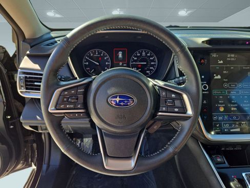 Used 2024 Subaru Outback Limited image 13