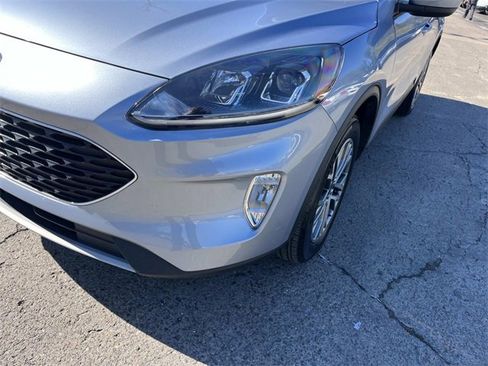 Used 2022 Ford Escape SEL w/ Technology Package image 9