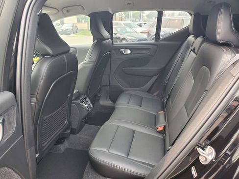 Certified 2026 Volvo XC40 B5 Core w/ Climate Package AWD/4WD image 26