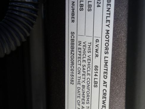 Used 2024 Bentley Flying Spur W12 image 30