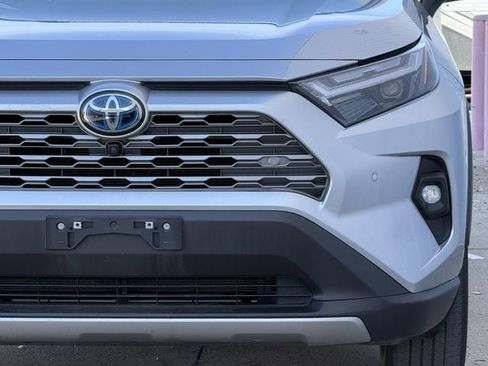 Used 2023 Toyota RAV4 Limited image 9