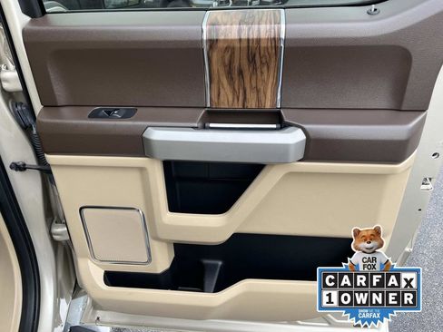 Used 2018 Ford F150 Lariat image 17