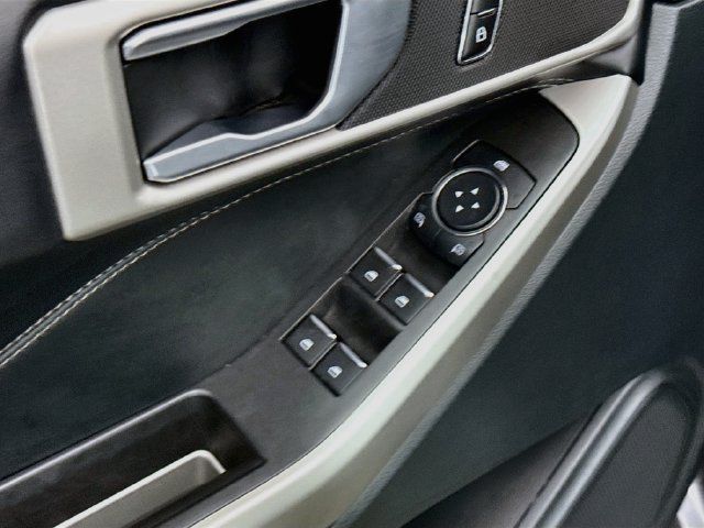Used 2023 Ford Explorer XLT RWD image 18