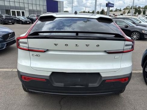 Used 2023 Volvo C40 P8 Recharge Ultimate AWD/4WD image 4
