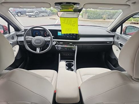 Certified 2025 Hyundai Sonata SEL FWD image 32